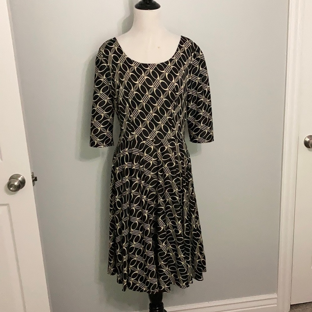 Handmade Pop Top Pattern Dress in Black and Ivory